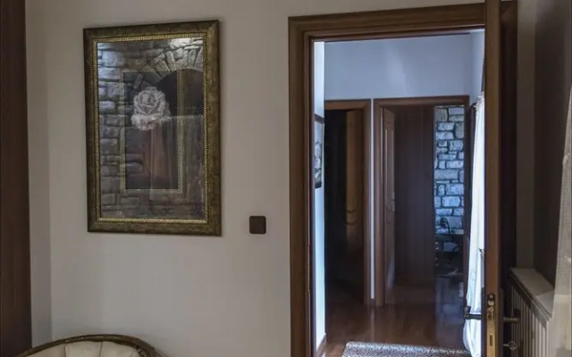 Stone Mansion Anavryti, ΑΜΑ 20569
