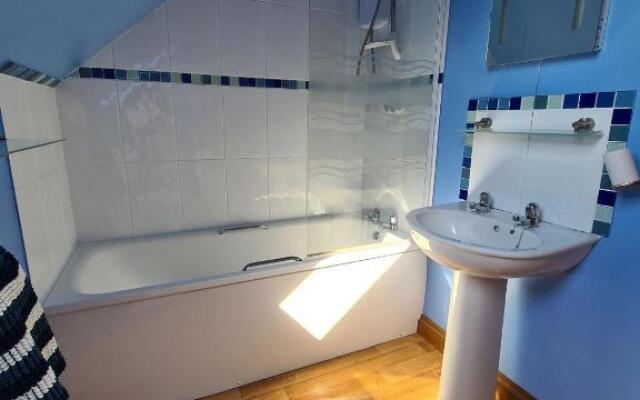 Lyde Cross Coach House