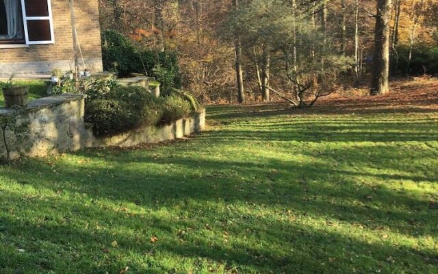 Cozy Villa Rooms near Wavre