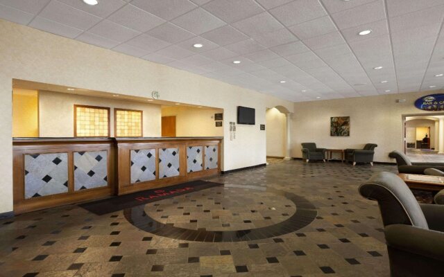 Clarion Inn Levittown - Philadelphia Langhorne