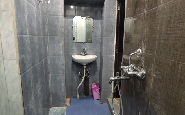Hotel Shivratri Guest House