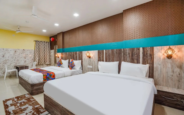 Rs Residency by OYO Rooms
