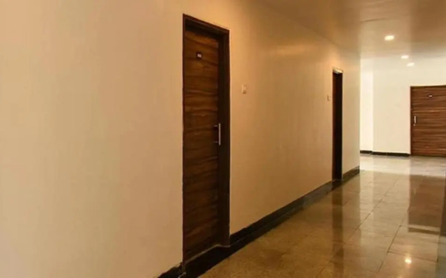 FabHotel Shangrila Elite