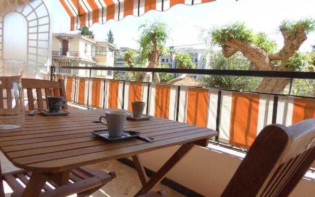 Holidays in cannes - appartement 2P - wifi - clim - parking