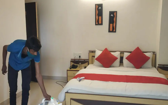 Oyo Flagship 36844 Riverfront