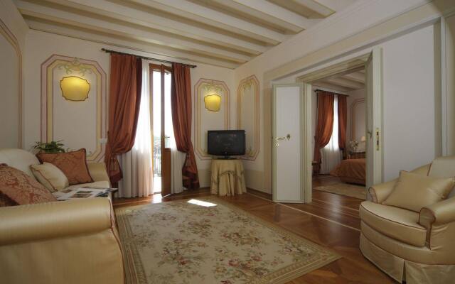 Villa Contarini Nenzi Hotel & SPA