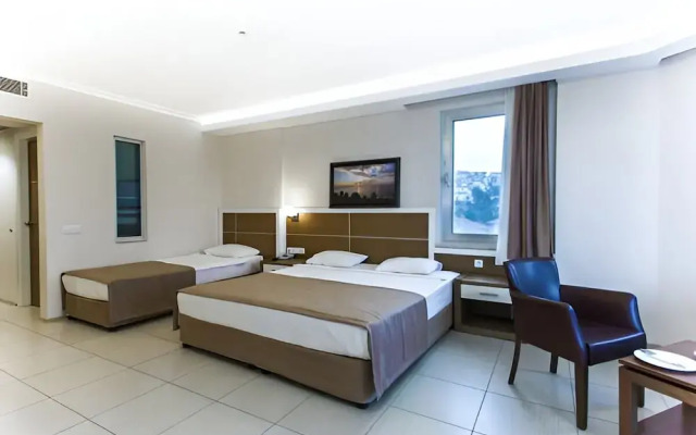 Отель Venessa Beach 