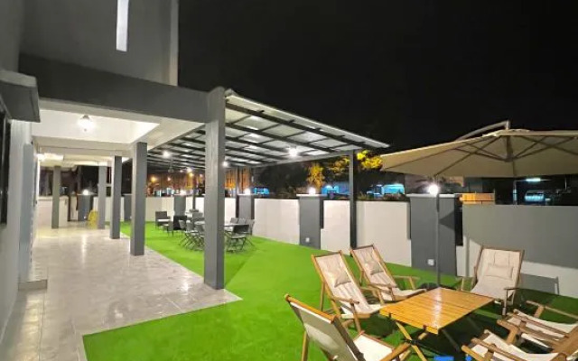 Entire Vacation House In Sitiawan