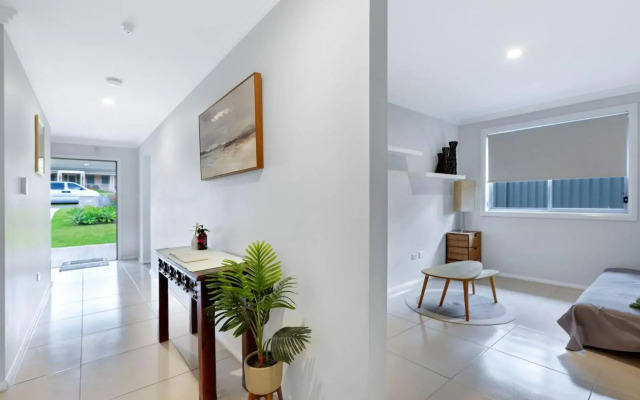 Luxury Spacious Entertaining Areas and Close to Hyams Beach