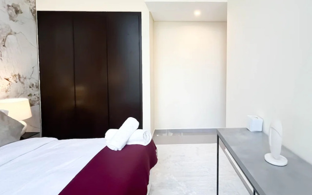 Luxury 2BR in Merano Tower Stunning City Views