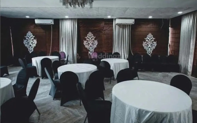 Smriti Star Hotel by OYO Rooms