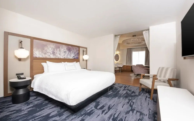 Fairfield Inn & Suites by Marriott Fair Oaks Farms