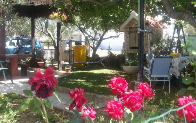 Aenona Sunny Apartment