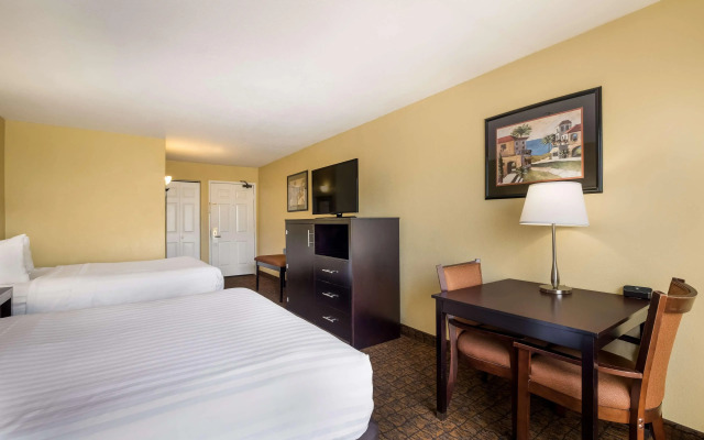 Best Western Escondido Hotel