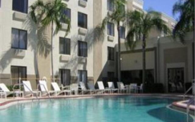 Holiday Inn Fort Myers - Downtown Area, an IHG Hotel