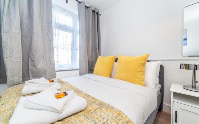 Autonomous 2 BDR apartment with Garden and Parking