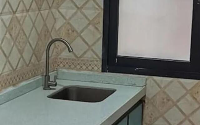 Guangzhou 13K Guest House