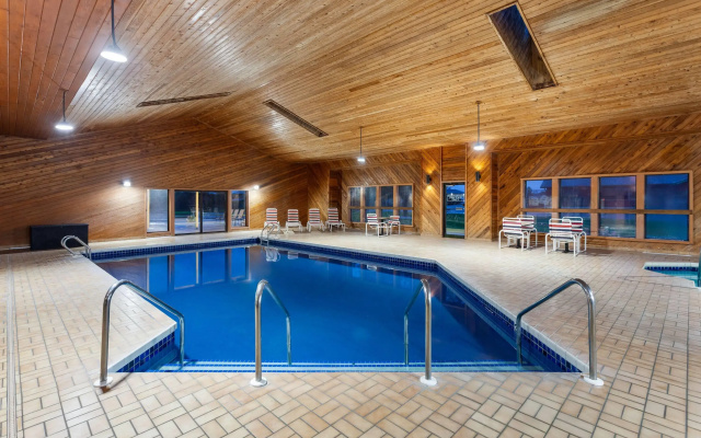 Days Inn by Wyndham Eagle River