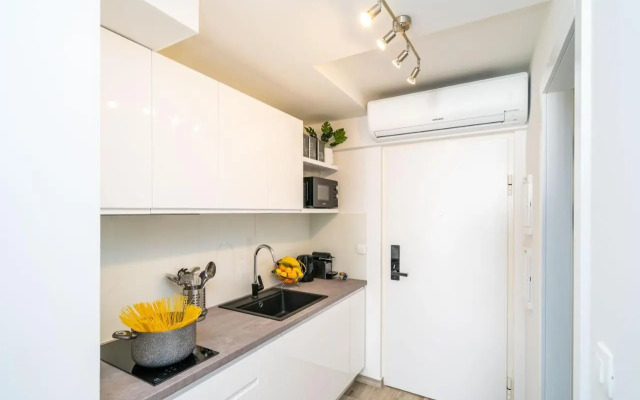 Downtown MaritA207