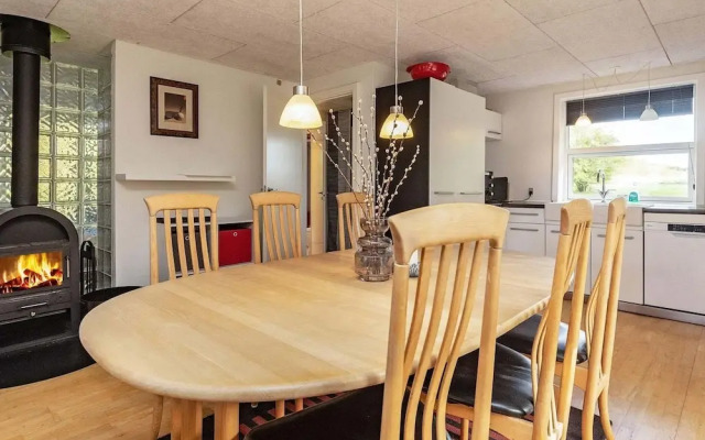 8 Person Holiday Home in Skals