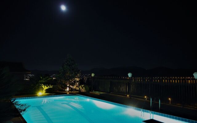 Villa Saronikos