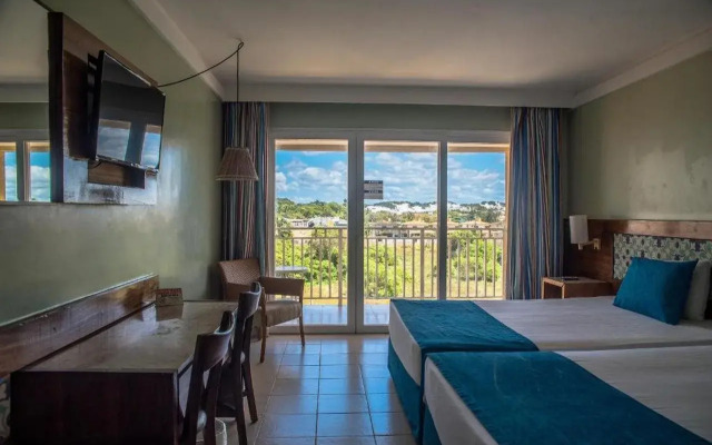 Gran Hotel Stella Maris Urban Resort & Conventions