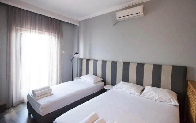 Xenios Hotel