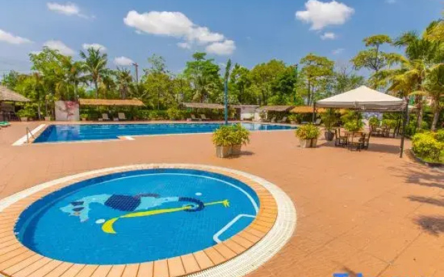 Talent Residence
