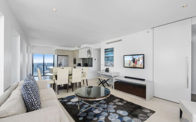 Soul on the Esplanade - HR Surfers Paradise