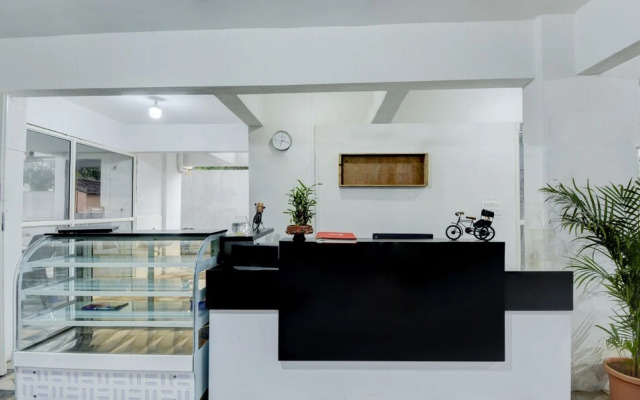 Treebo Trip White Castle