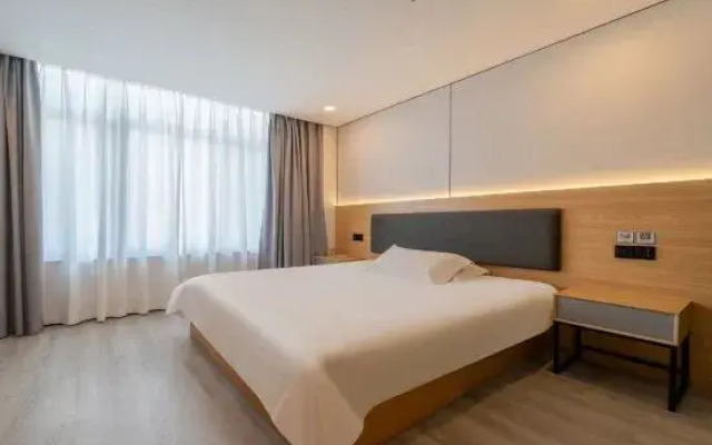 Mini Season Hotel (Shanghai Capitalong Dreams Yuanzhuang Park)