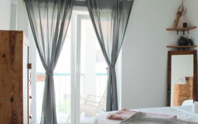 Sal da Costa Lodging