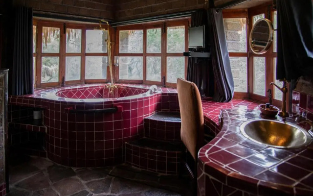 Nirvana Restaurant And Retreat