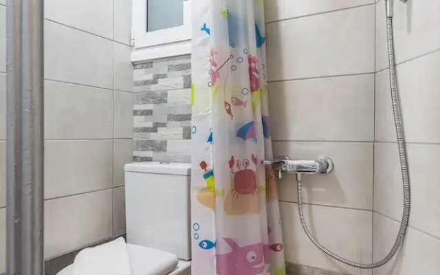 Three Bedrooms Apartment Under Acropolis