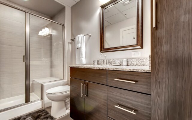 Global Luxury Suites at Harbor Point