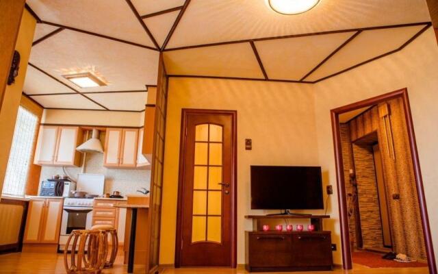 Апартаменты на улице Дружбы 77