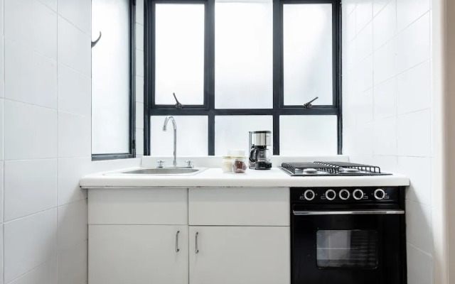 Roma Norte 2BR - Parking, Sleeps 6 -great Wifi