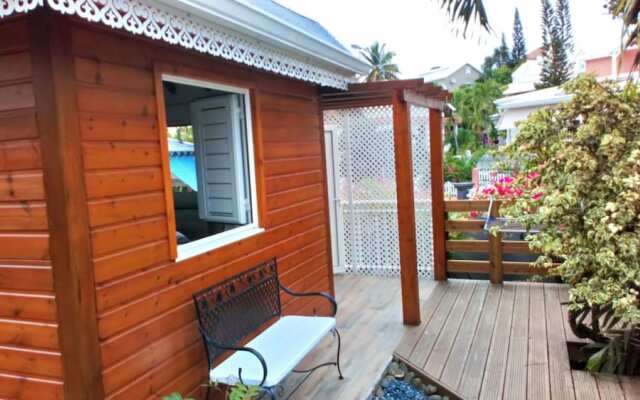 Bungalow With one Bedroom in Le Gosier, With Pool Access, Enclosed Gar