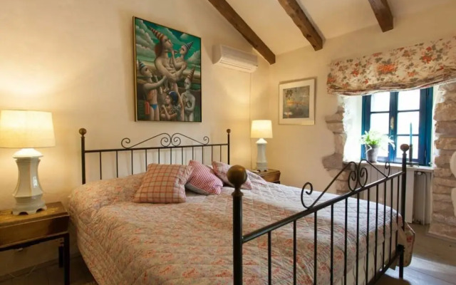 House of Olives Comfortable Holiday Residence