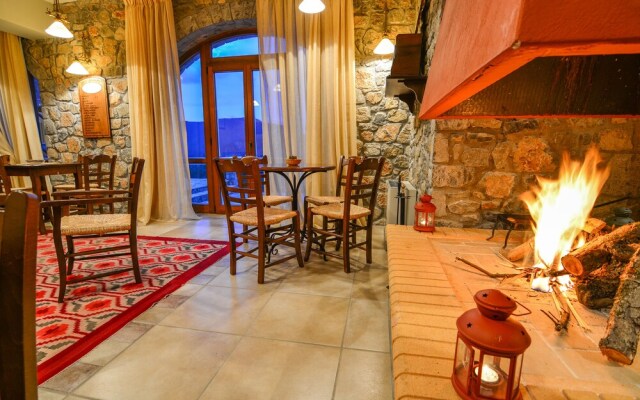 Karyatis Resort
