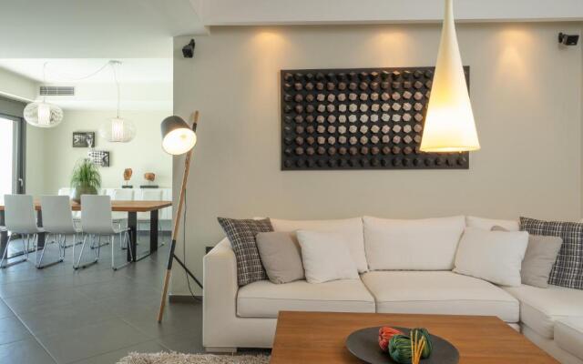 Luxurious 4bd Villa with outstanding view
