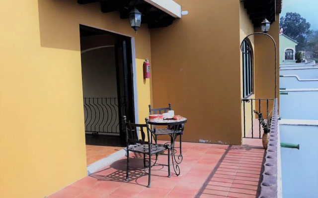 Las Clarisas Apart-Hotel