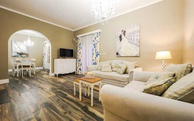 Villa Marigold