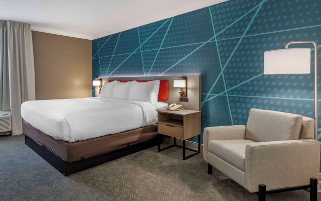 Holiday Inn Express Hotel & Suites Amherst-Hadley, MA