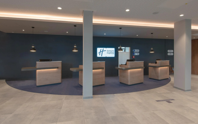 Holiday Inn Express Munich North by IHG