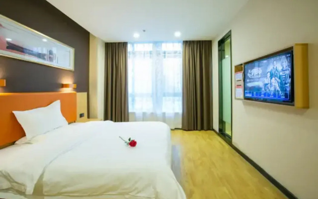 7 Days Premium Chongqing West Station