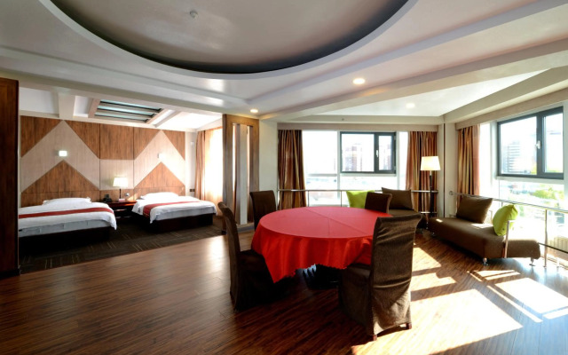 Zolo Hotel