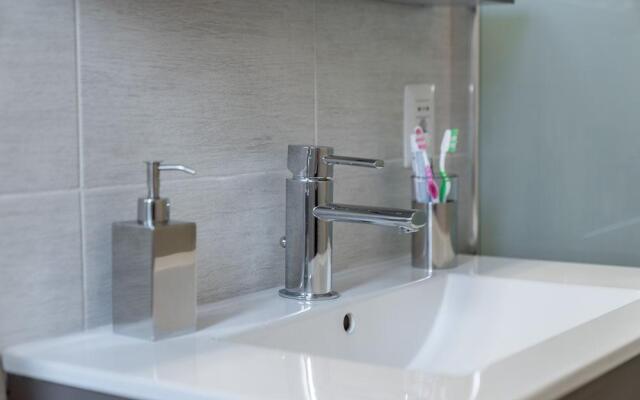 Dolce Notte Apartments