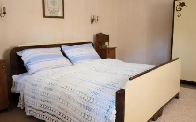 Walnut Garden - Diókert