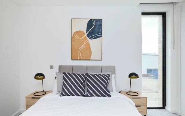 Greenwich Link Residence